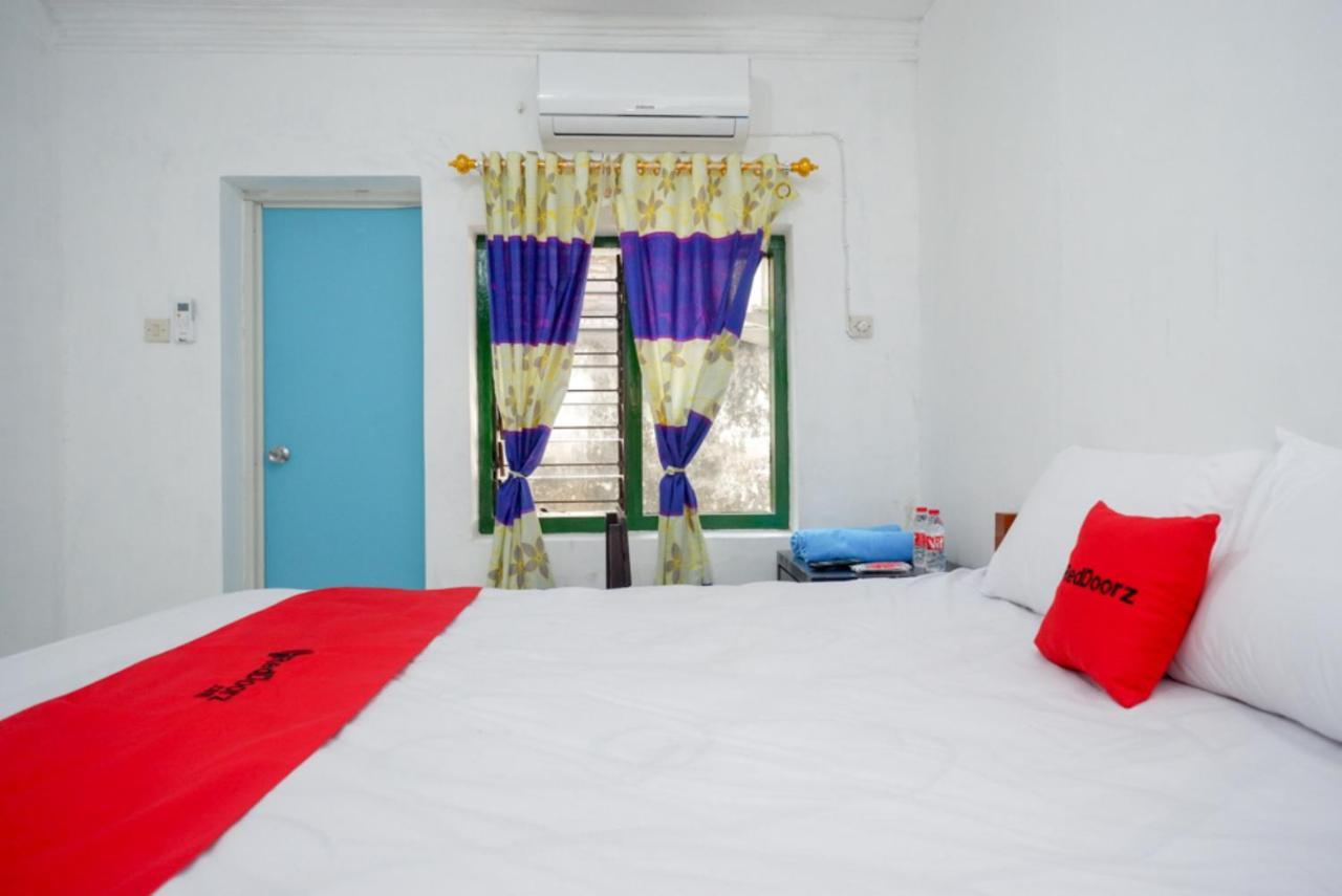 Reddoorz Syariah @ Ndalem Kembang Sore Yogyakarta Esterno foto